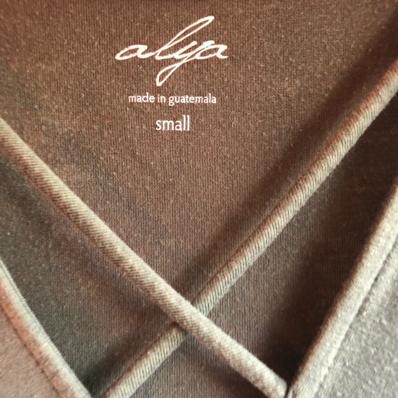 Francesca’s Olive Green Strappy Tank Top - Picture 3 of 4